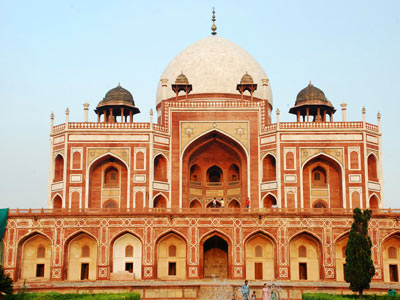  Amazing Golden Triangle ( Delhi-Agar-Jaipur-Delhi) Trip In Budget