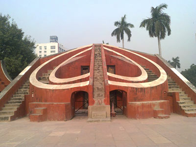  Amazing Golden Triangle ( Delhi-Agar-Jaipur-Delhi) Trip In Budget