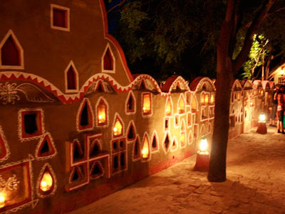  Amazing Golden Triangle ( Delhi-Agar-Jaipur-Delhi) Trip In Budget