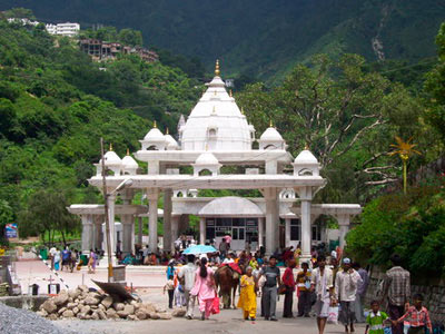 Honeymoon At Patni Top With The Blessings Of Maa Vaishno Devi
