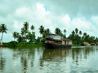 Alleppey Backwater Kerala Tour With Cochin And Princess Of Hills Munnar And Thekkady 