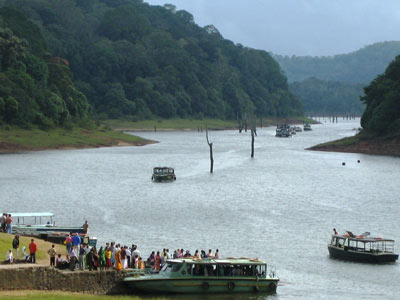 Alleppey Backwater Kerala Tour With Cochin And Princess Of Hills Munnar And Thekkady 