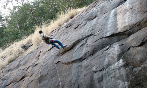 Best Budget Tour Package Of Unexplored Rajgarh Valley Himachal With Friends