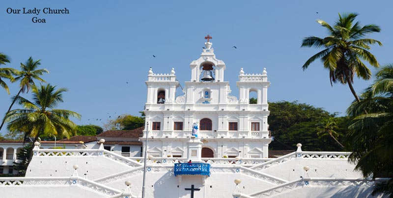 Budget Goa Tour Package For Couples At Calangute Beach