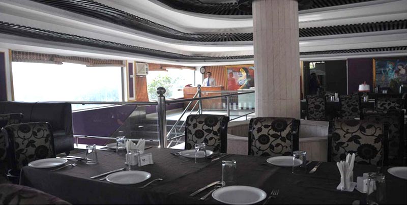 Get up early in the morning join our yoga class with our yoga expert and pack up your bags, have you