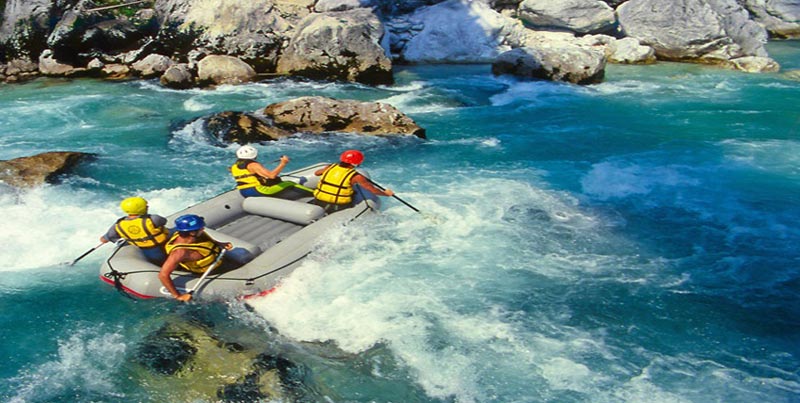 Get up early in the morning join our yoga class with our yoga expert and pack up your bags, have you