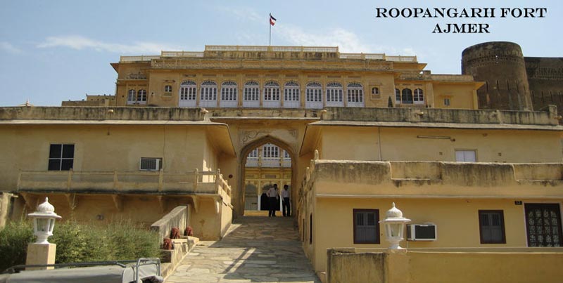 Golden Triangle Tour With Ajmer Sharif