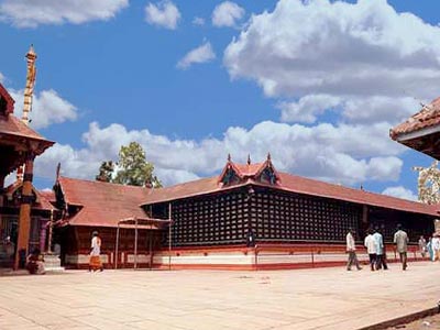 Munnar Kashmir Of South India With Amazing Alleppey