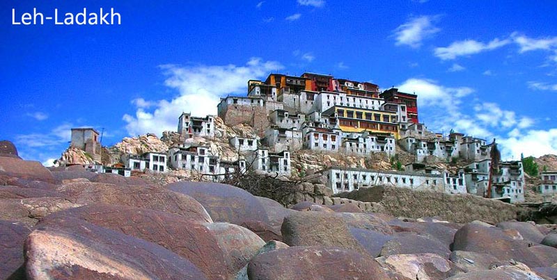 Leh Ladakh Trekking Tour Package With Kashmir Trip For Couple