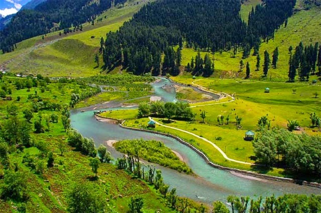 Fascinating Kashmir 3 Nights 4 Days