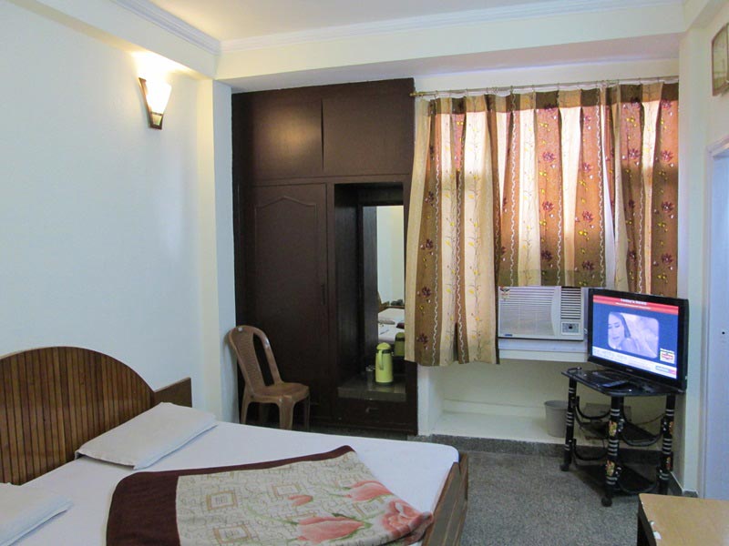 Super Deluxe Two Bed A/c (EP Plan)