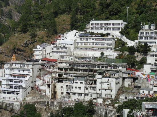 Vaishno Devi Darshan With Golden Temple Tour