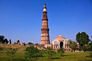 Golden Triangle with Desert & Lakes Tour