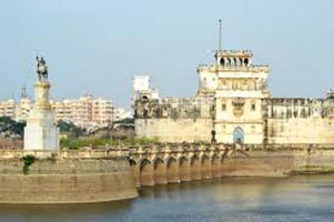 Gujarat Pilgrimage With Heritage Tour Package