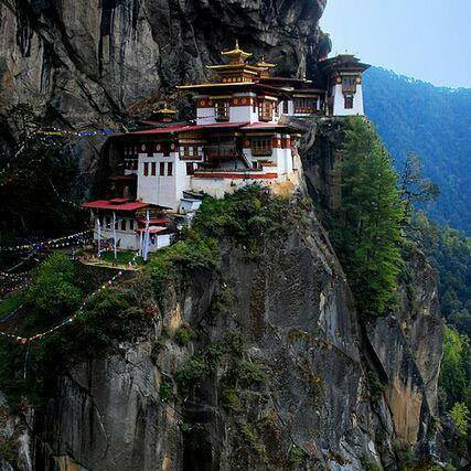 Experience Incredible Bhutan Tour