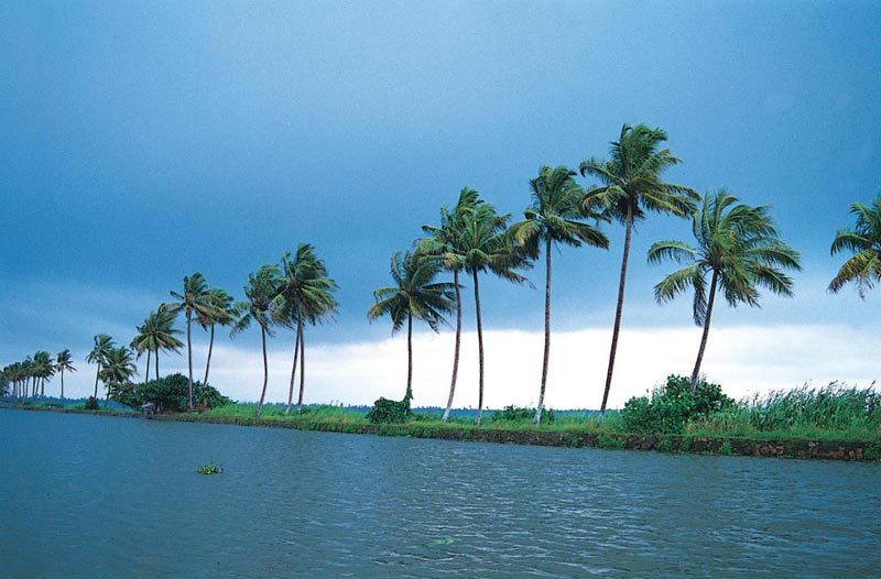 Kerala Alleppey Backwater Tour