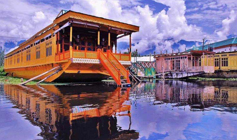 Explore Kashmir With Vaishnodevi Package