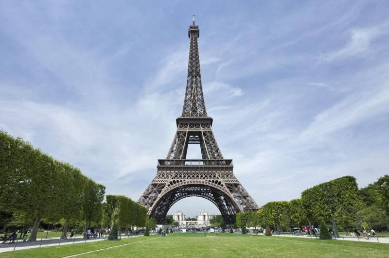 10 Days Italy Switzerland France Image