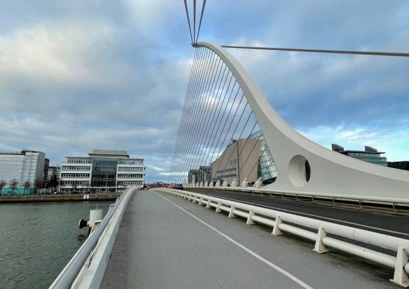 0 8 Days England Scotland Ireland