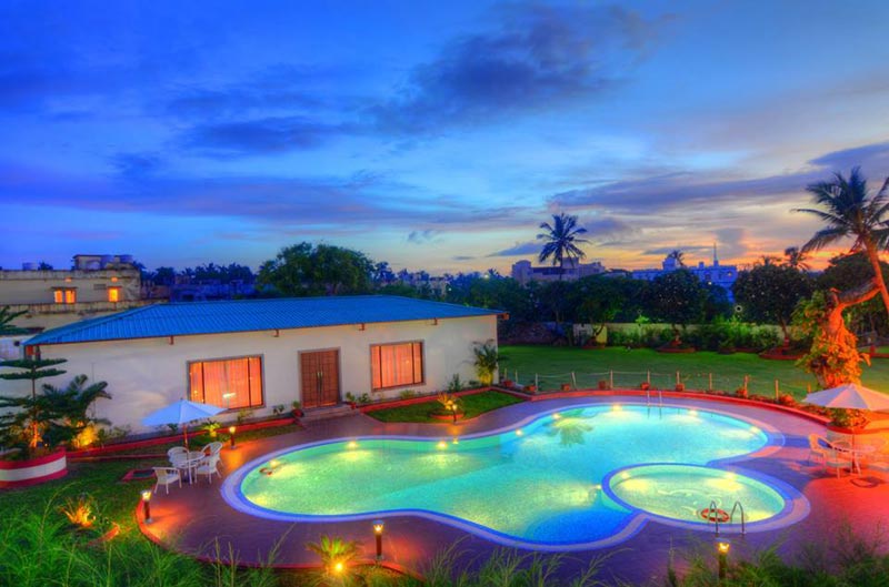 3 Nights 4 Days Chanakya BNR Hotel, Puri Package