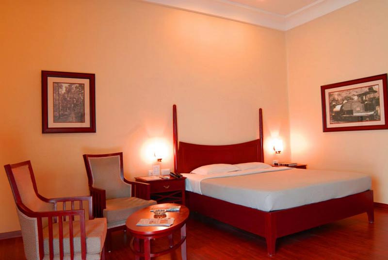 3 Nights 4 Days Chanakya BNR Hotel, Puri Package