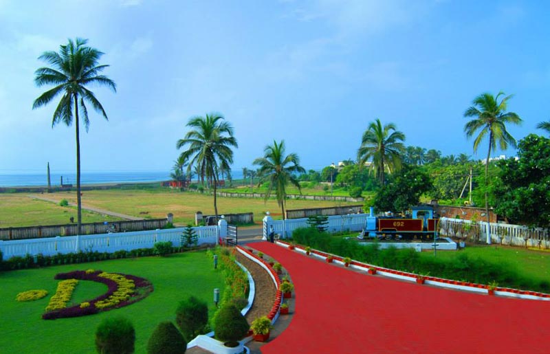 3 Nights 4 Days Chanakya BNR Hotel, Puri Package