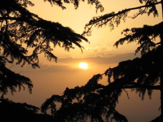 9 Nights 10 Days Himachal Package Tour