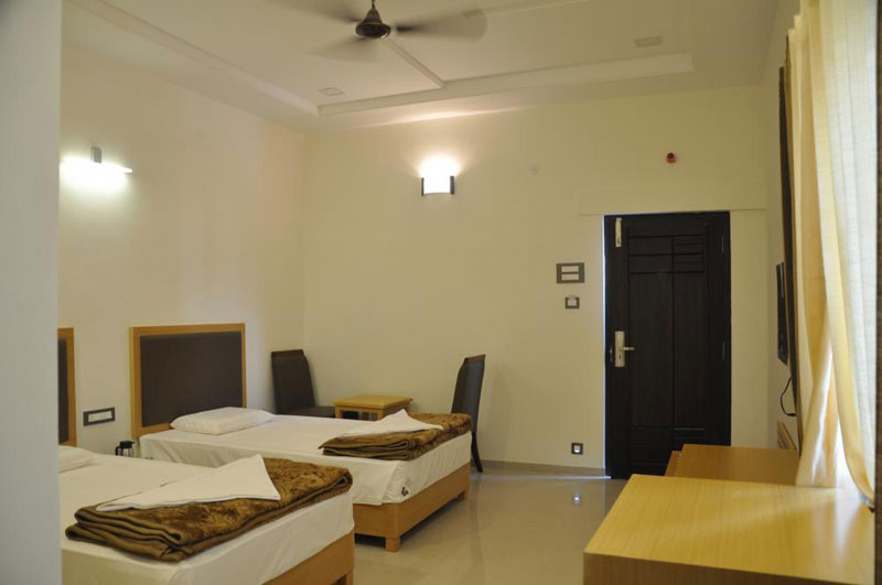 Hampi with The SSLR ( Min 2 Persons) Tour