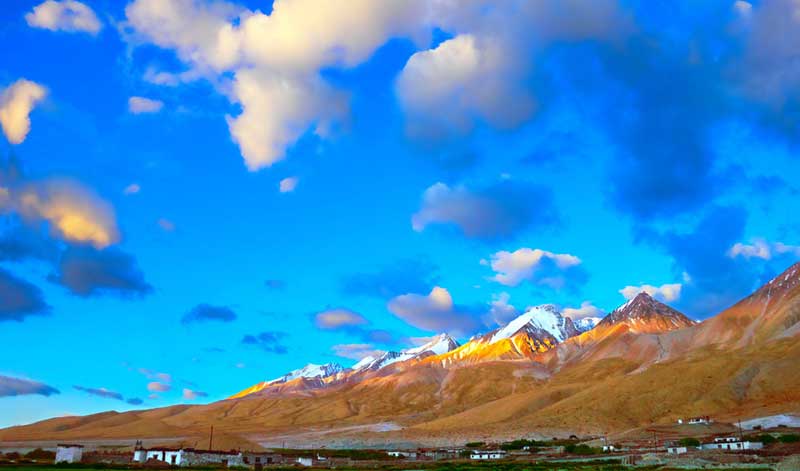 Admirable Kashmir Luxury Tour