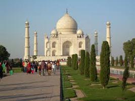 Day Trip Of Agra By Train & Drive