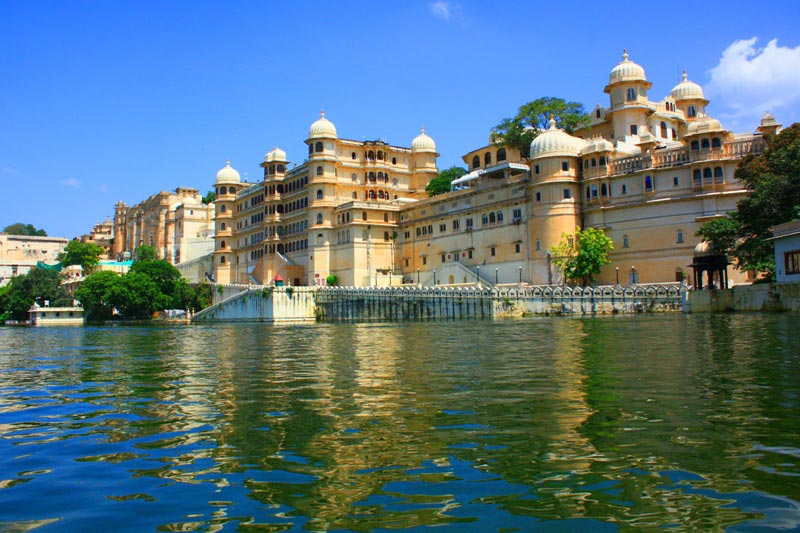 Rajasthan With Taj And Ganges Tour