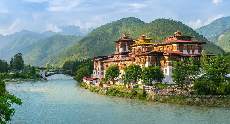 6 Nights - 7 Days Bhutan Tour Package