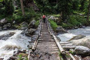 Trek To Beas Kund In Himachal Pradesh Tour