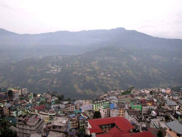 Darjeeling - Pelling - Gangtok Tour