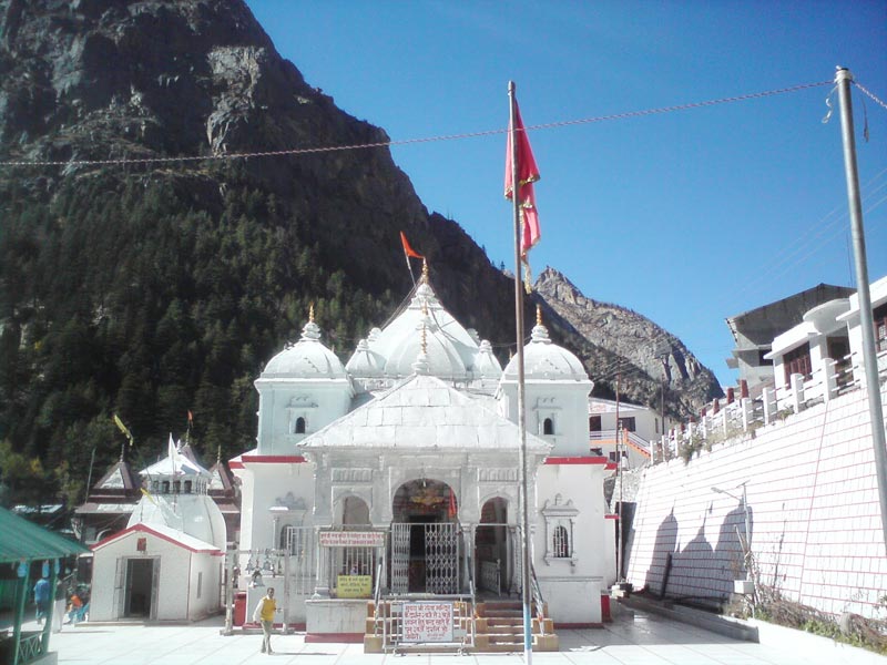 Gangotri Tapovan Nandavan Trek Tour