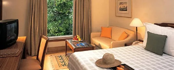 Luxury Cruise in Kerala – God’s Own Country Tour