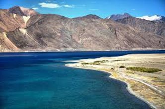 Majestic Ladakh With Pangong Lake Tour