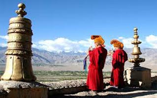 Best Of Ladakh With Srinagar Tour