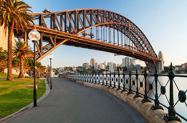 Experience New South Wales with Sydney Tour