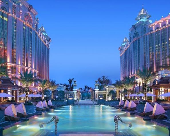 2 Nights Macau & 3 Nights Hong kong Package