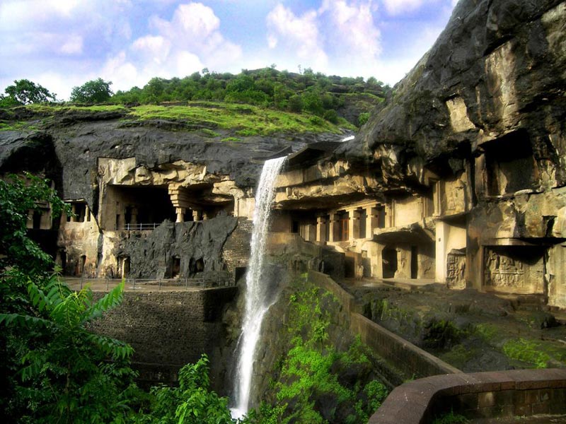 Maharashtra Devotional And Cave Tour