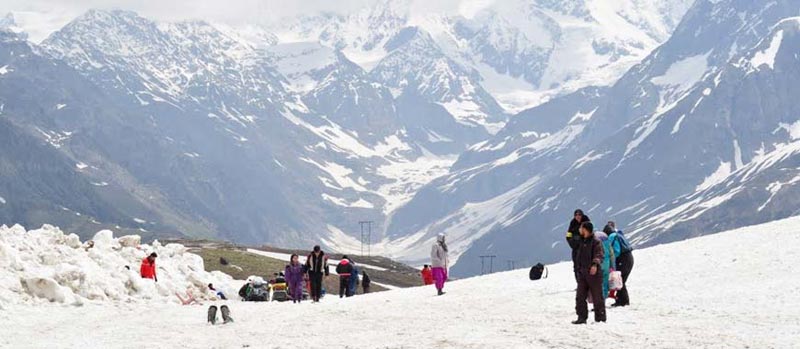 Chandigarh - Shimla - Manali - Dharamshala - Chamba - Dalhousie - Amritsar Tour Package
