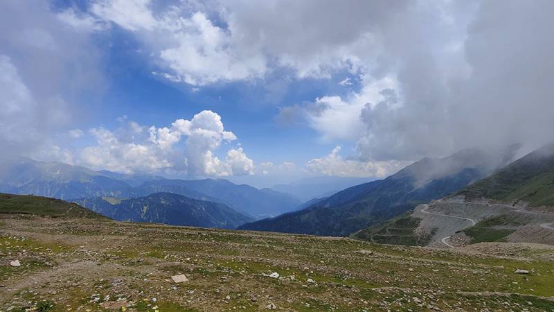 Ex Srinagar - Kashmir Holiday Package with Sinthan Top