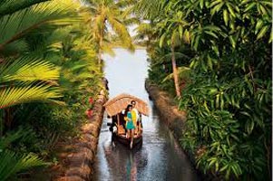 4N - 5D Charming Family Package To Kerala
