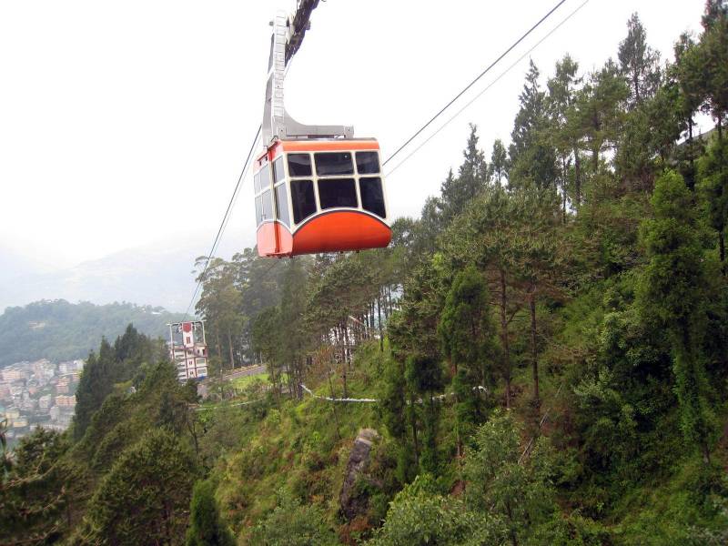 Gangtok - Lachung - Darjeeling Tour