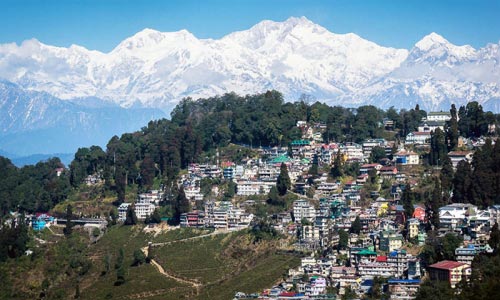 Gangtok - Lachen - Lachung - Pelling - Darjeeling Tour