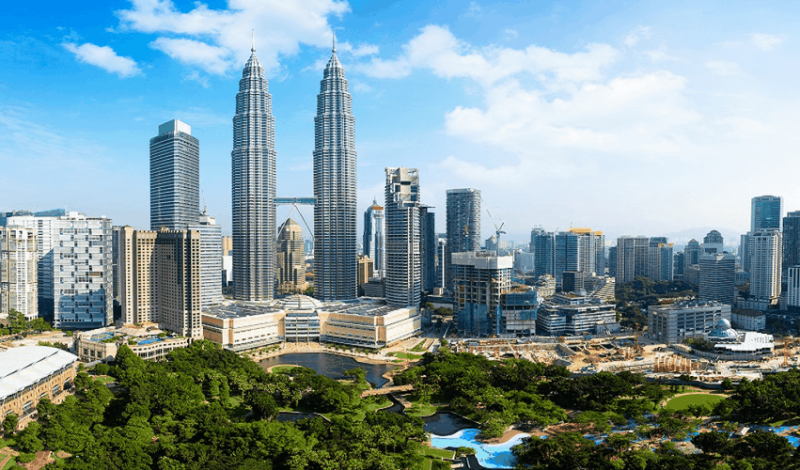 Special 4 Nights 5 Days Malaysia Package