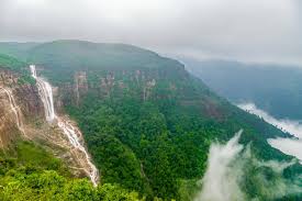4 Night and 5 Days Meghalaya Tour