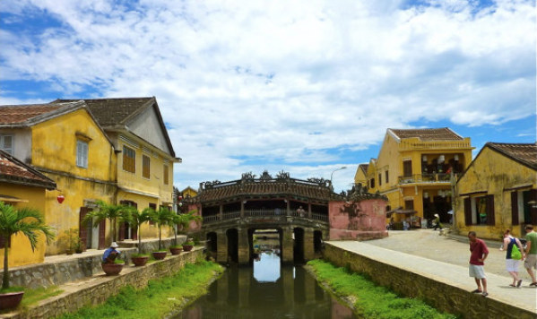 Olden Bridge Ba Na Hills – Da Nang - Hoi An – My Son 5 Days Tour