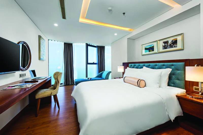 Olden Bridge Ba Na Hills – Da Nang - Hoi An – My Son 5 Days Tour